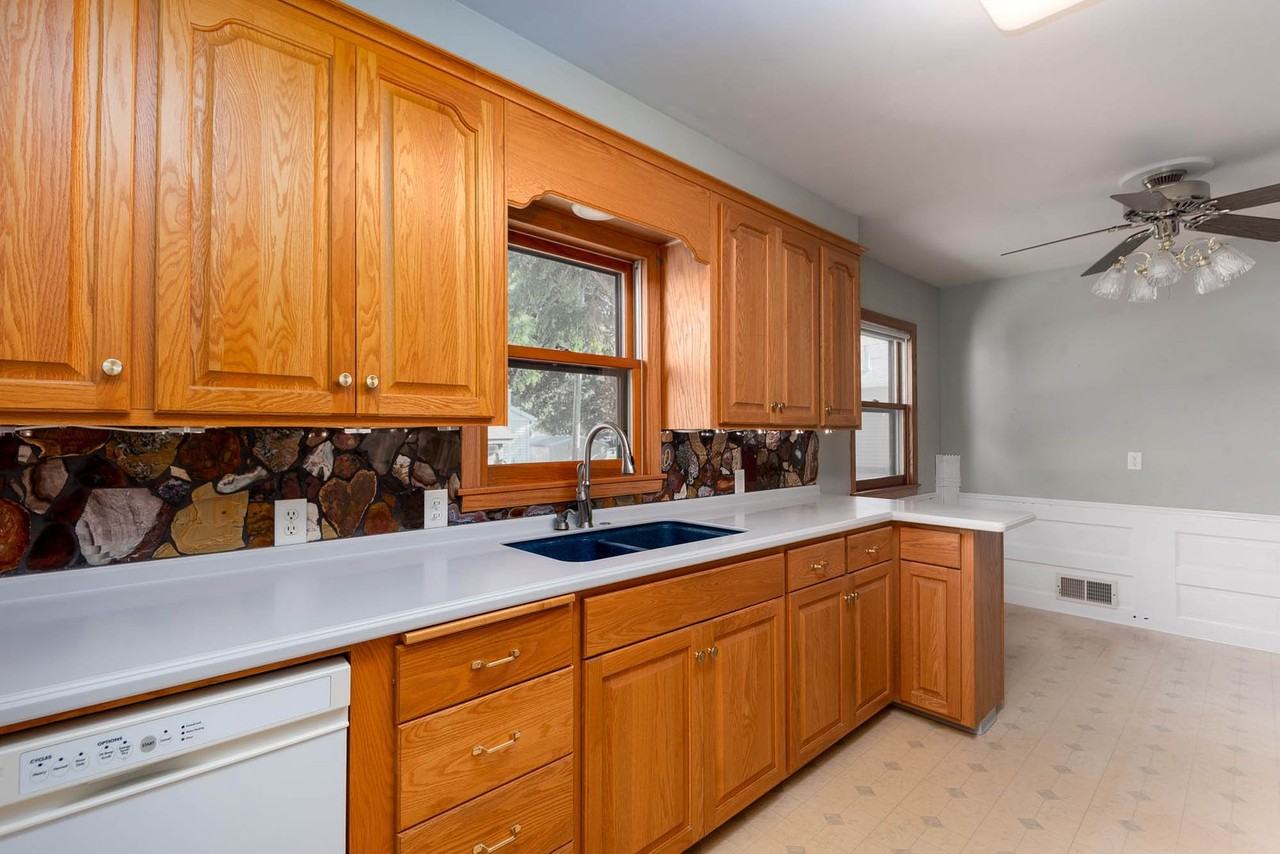 508 Malin St - Photo 7 of 15