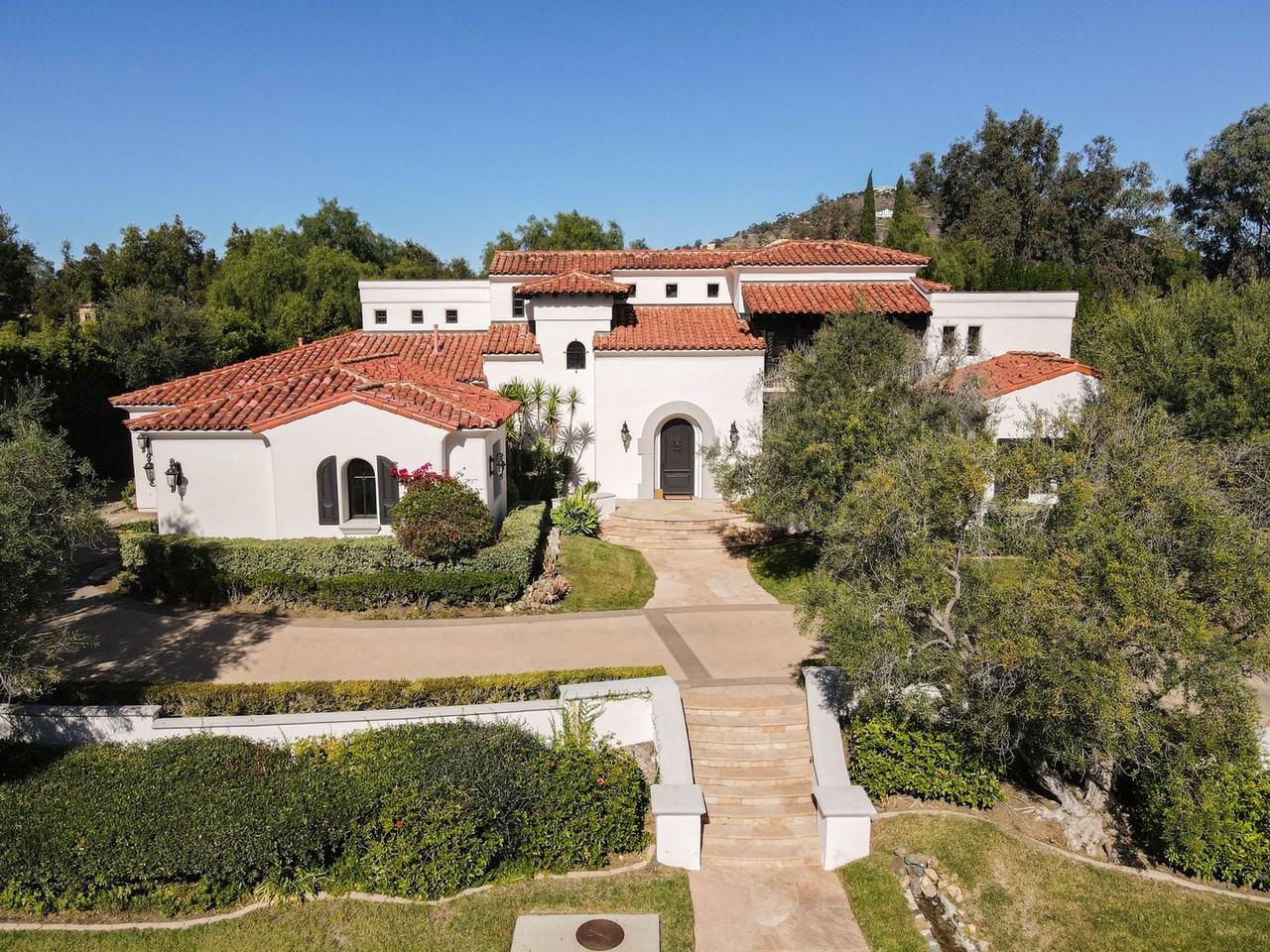 18325 Calle La Serra - Photo 2 of 45