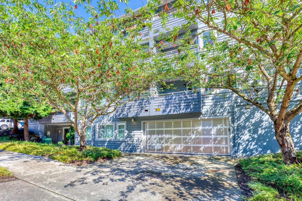 The Quincy - Photo 2 of 3