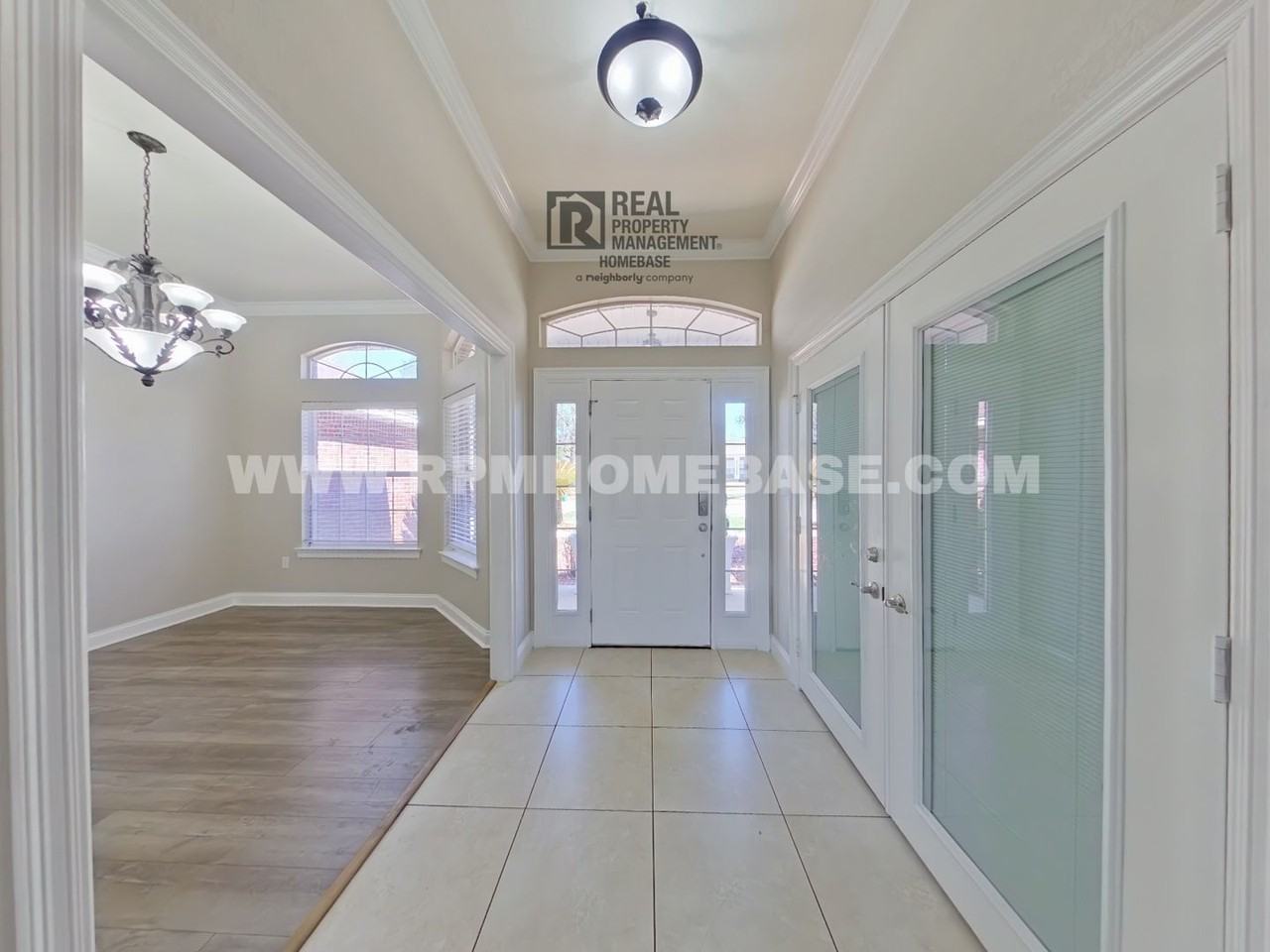 2924 Chantey St - Photo 4 of 25