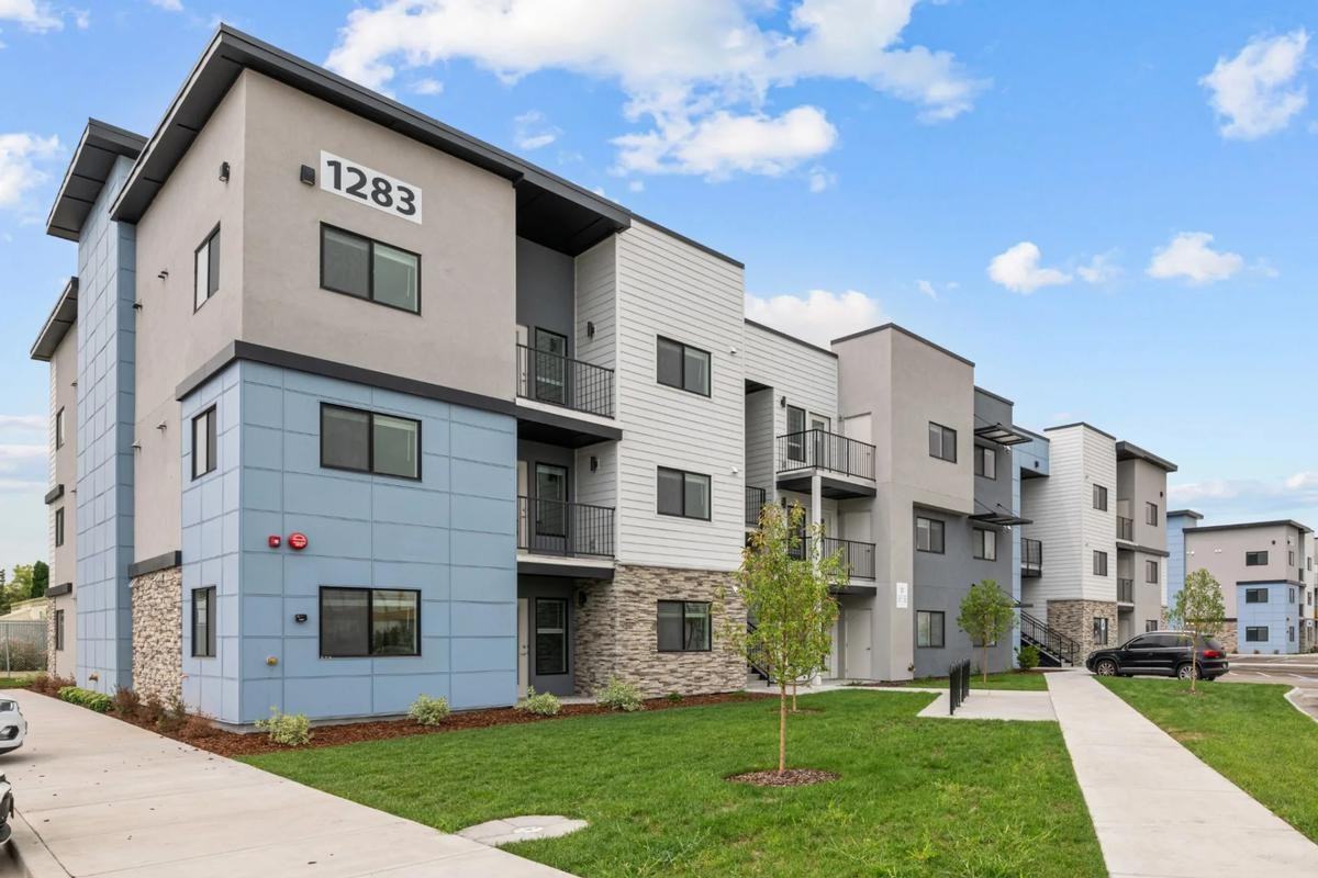 1275 Caldwell Boulevard