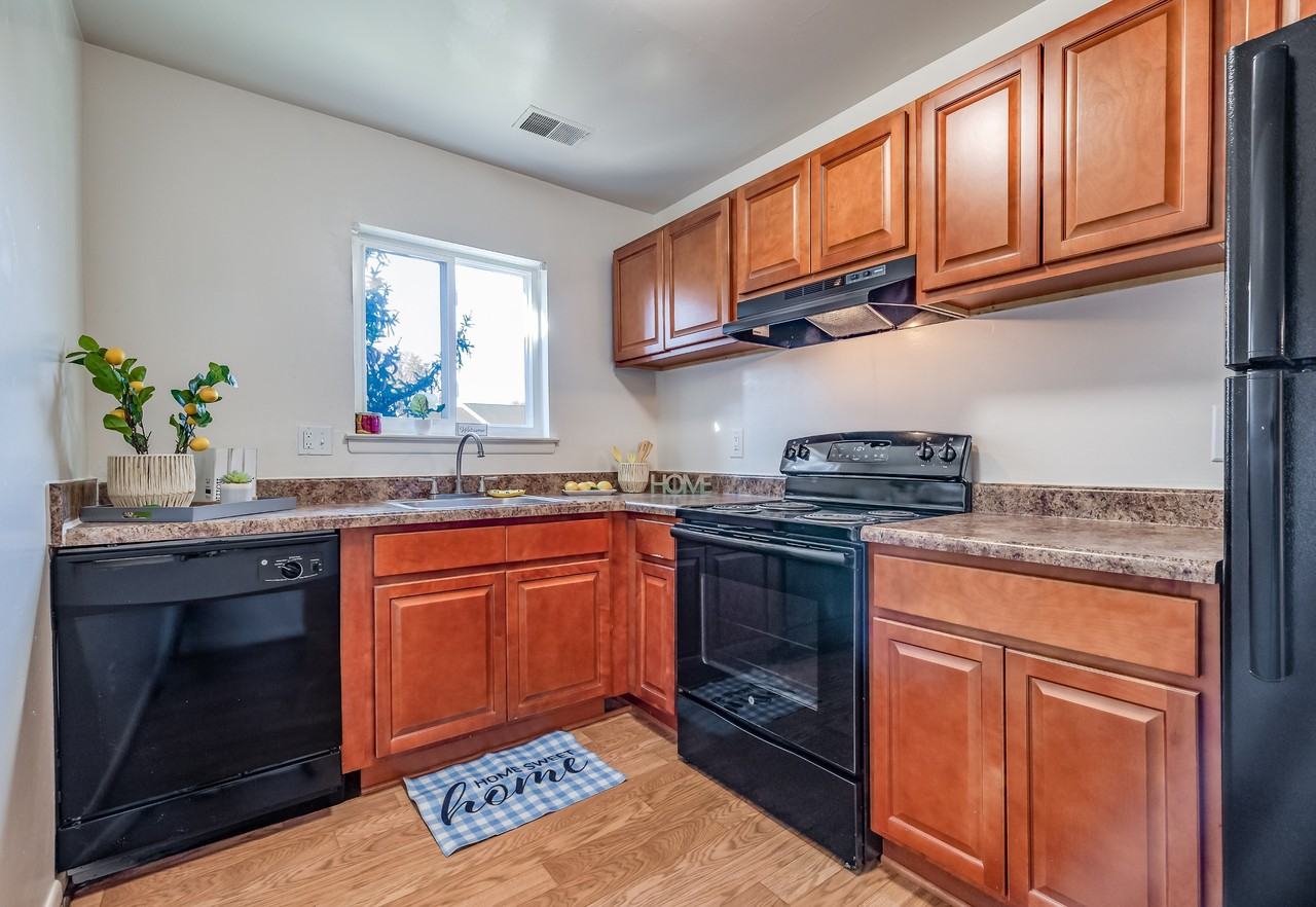 Willowdale Crossing - Photo 4 of 47