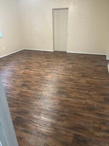 109 West 19th Street - Photo 2 of 9