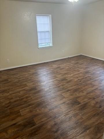109 W 19th St - Photo 4 of 9