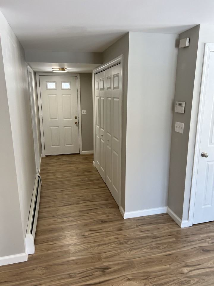 293 Union St #1stFL - Photo 2 of 8