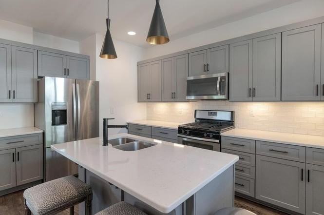 3203 Anderson Pl - Photo 6 of 20