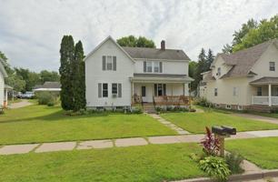 featured image of 631 1/2 Centre St