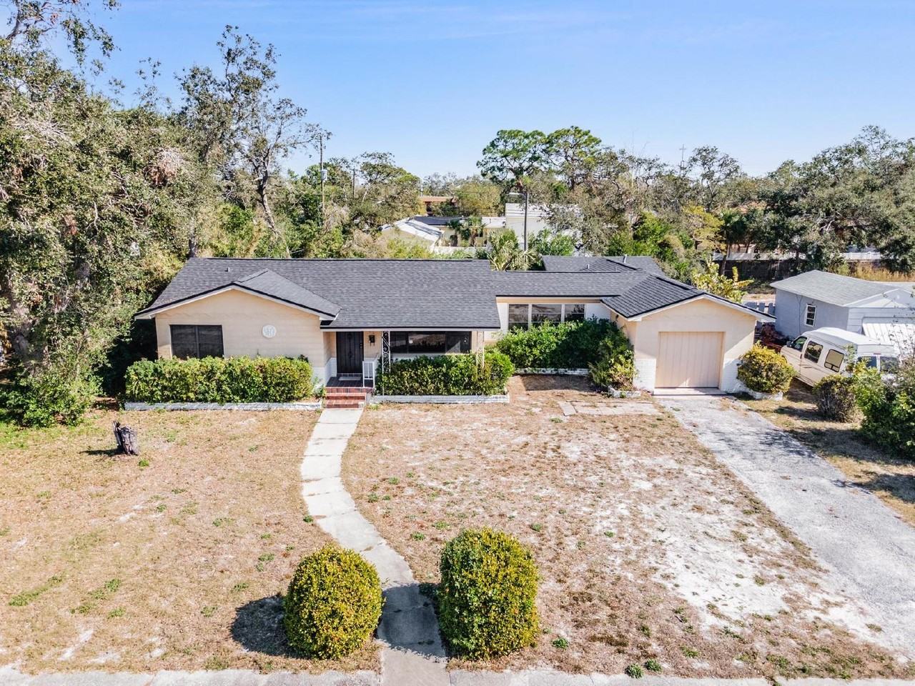 29 Westwood Ter N #MAIN - Photo 2 of 32