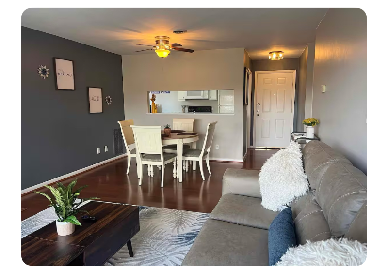 3017 Winterberry Dr - Photo 3 of 11