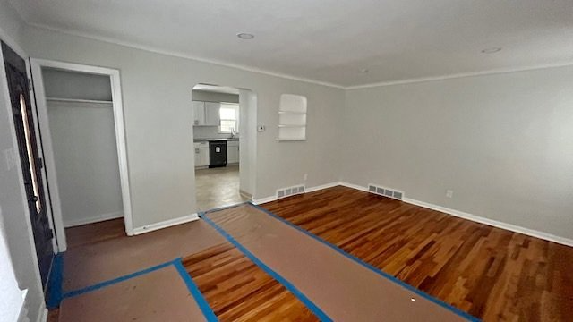 5610 Perkins Rd - Photo 3 of 18