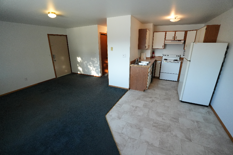 102 N Pine St #D - Photo 2 of 11