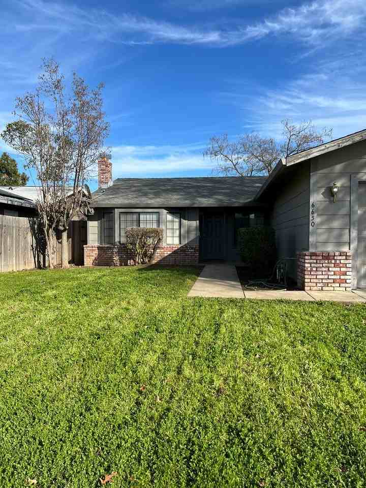 6650 Birnam St - Photo 4 of 35