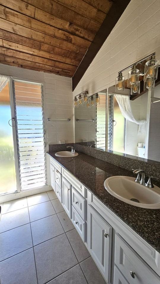 112 S Kalaheo Ave - Photo 5 of 8