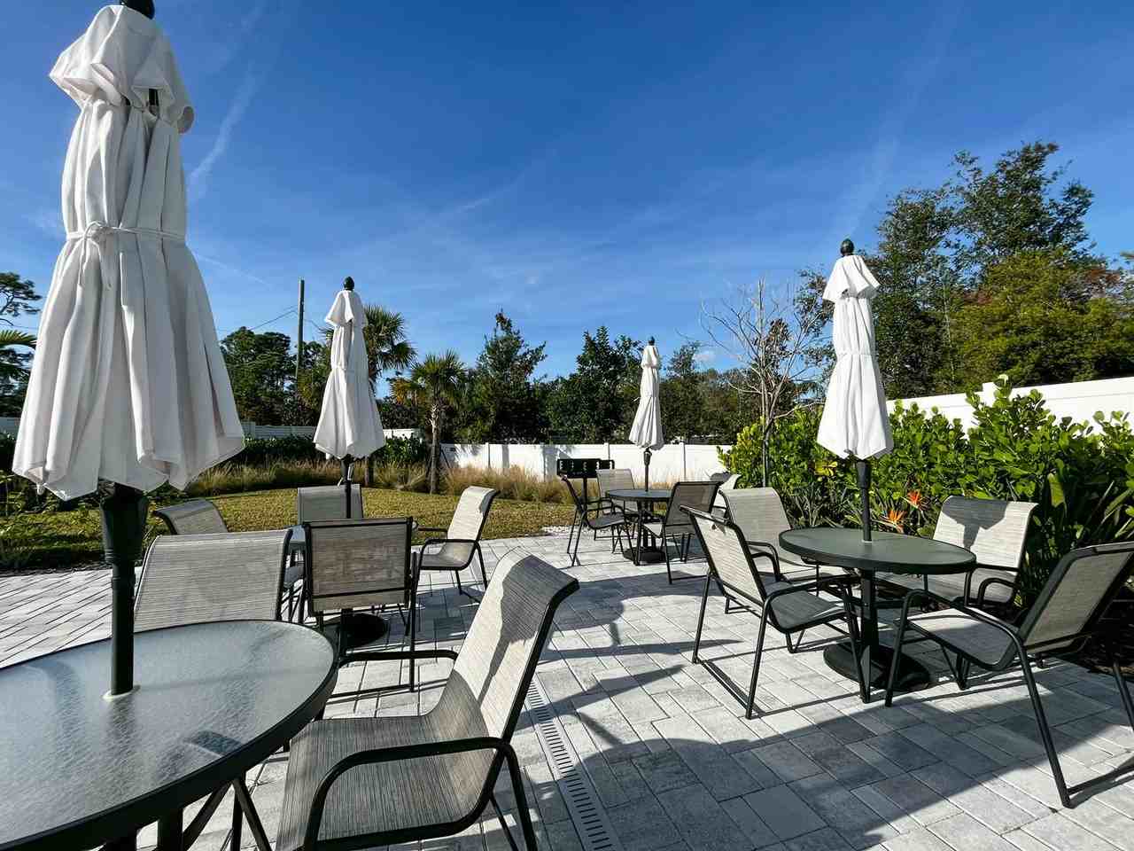 4067 Via Sienna Cir - Photo 5 of 24