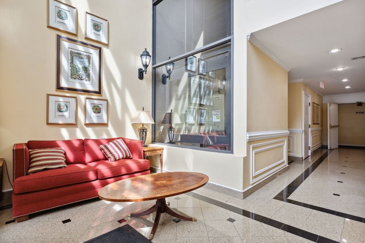 4317 Pine Heights Dr Ne - Photo 3 of 24