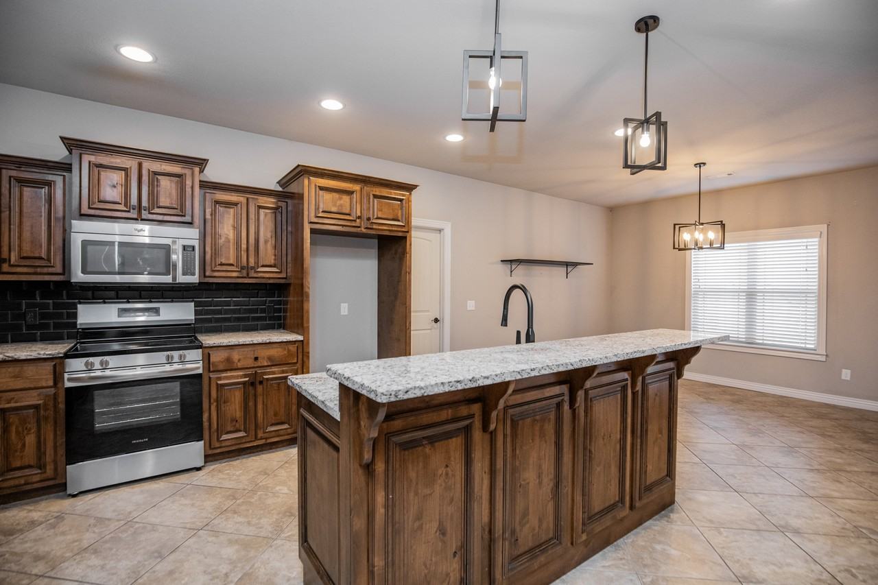 1200 Sycamore St #NA - Photo 3 of 27