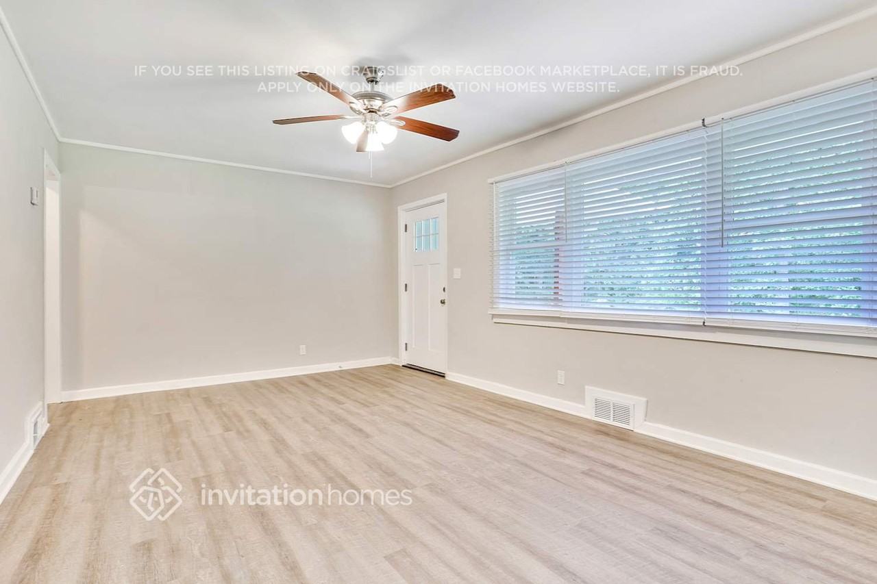 207 Brown Road - Photo 3 of 21