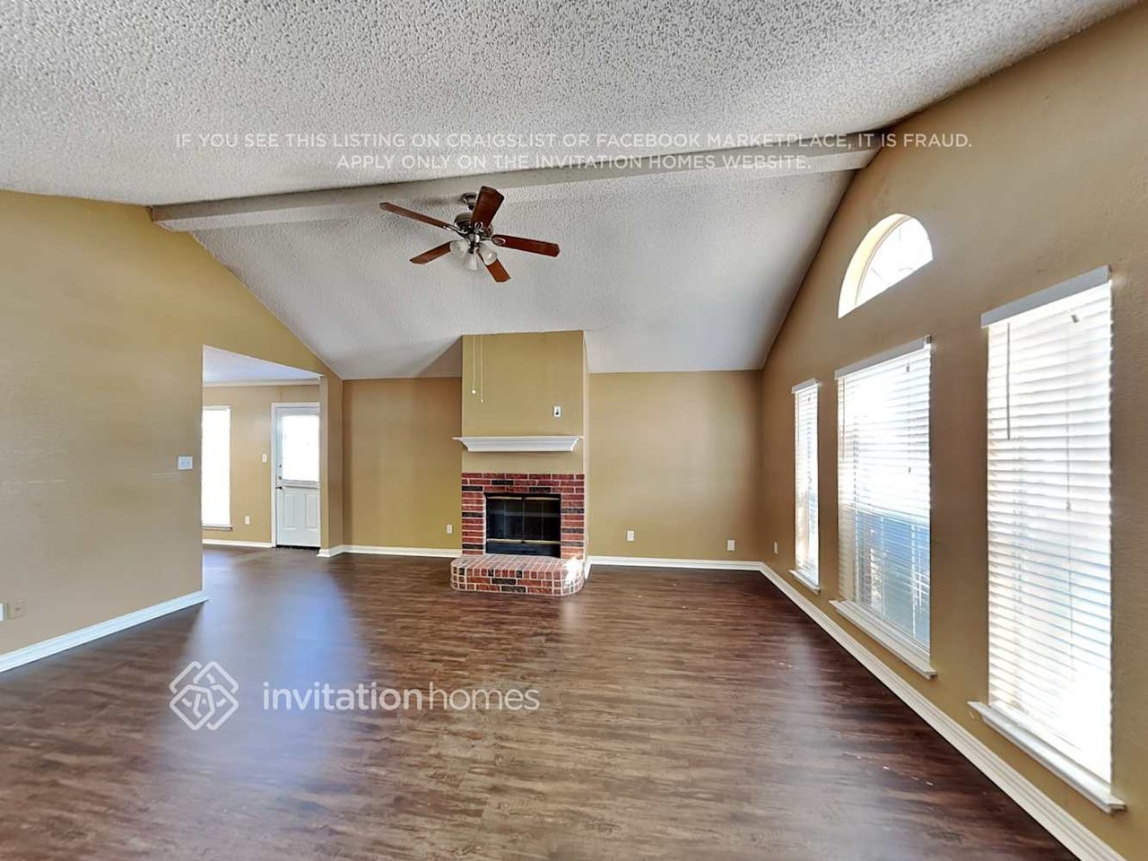 1215 Brookvalley Dr - Photo 5 of 15