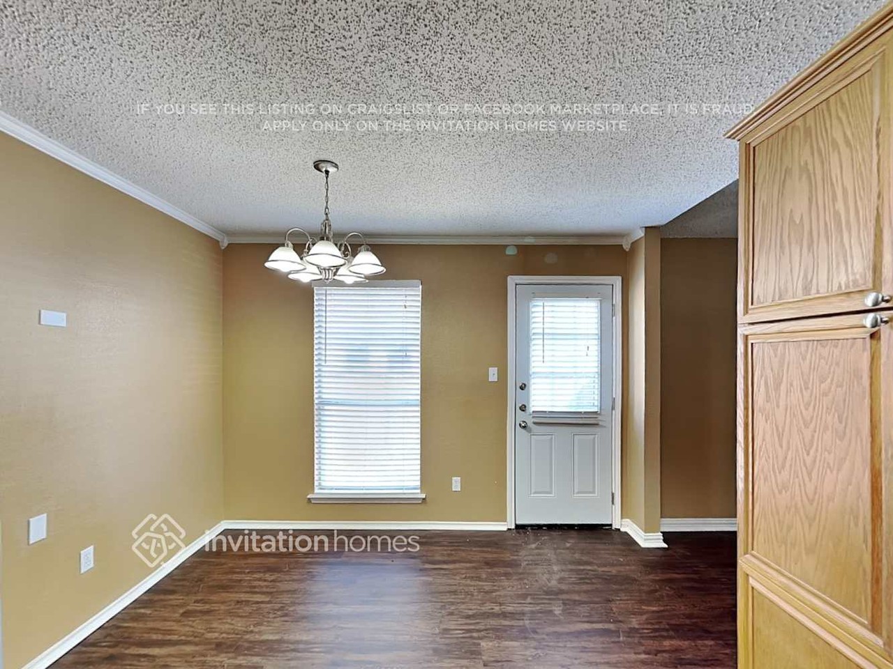 1215 Brookvalley Dr - Photo 6 of 15