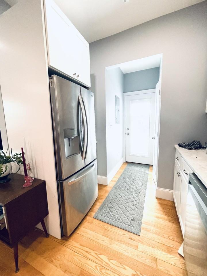 751 E 5th St - Photo 5 of 10