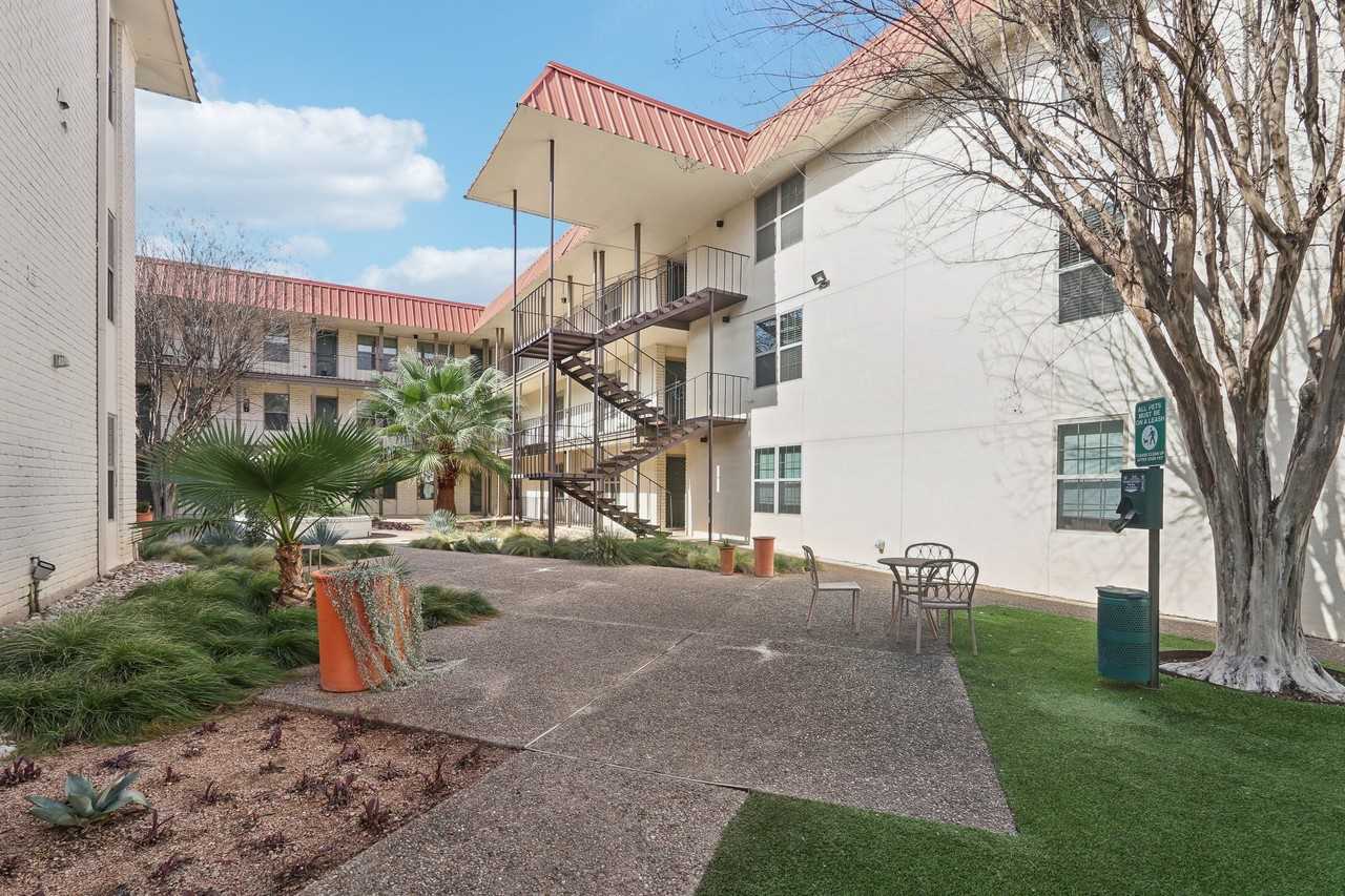 Su Casa Apartment Homes - Photo 2 of 50