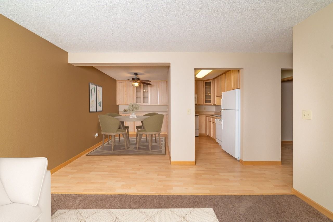 Sun Cliffe - Photo 3 of 20