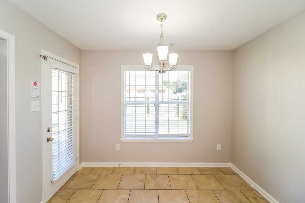 205 Cameron Dr - Photo 7 of 17