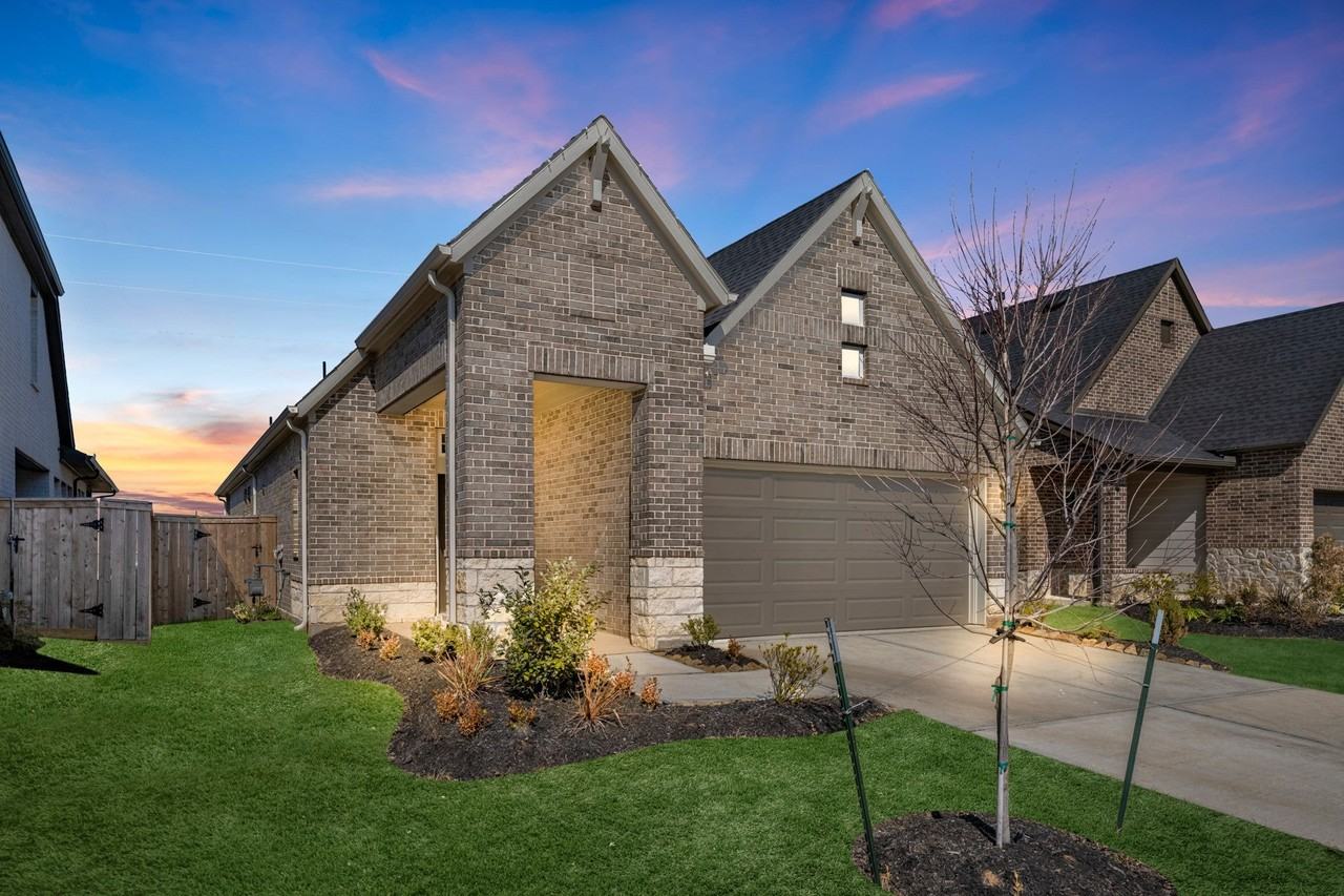 27114 Butterfly Mint Ln - Photo 3 of 25