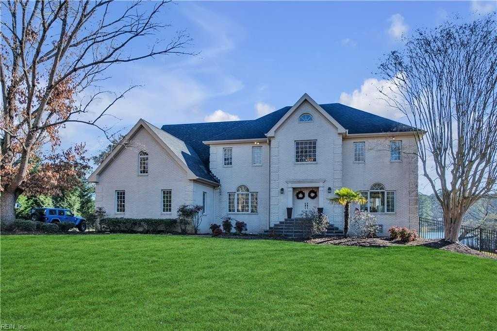 945 Diggs Ln - Photo 6 of 48