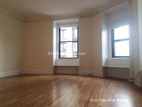 62 Boylston St #912A - Photo 1 of 1