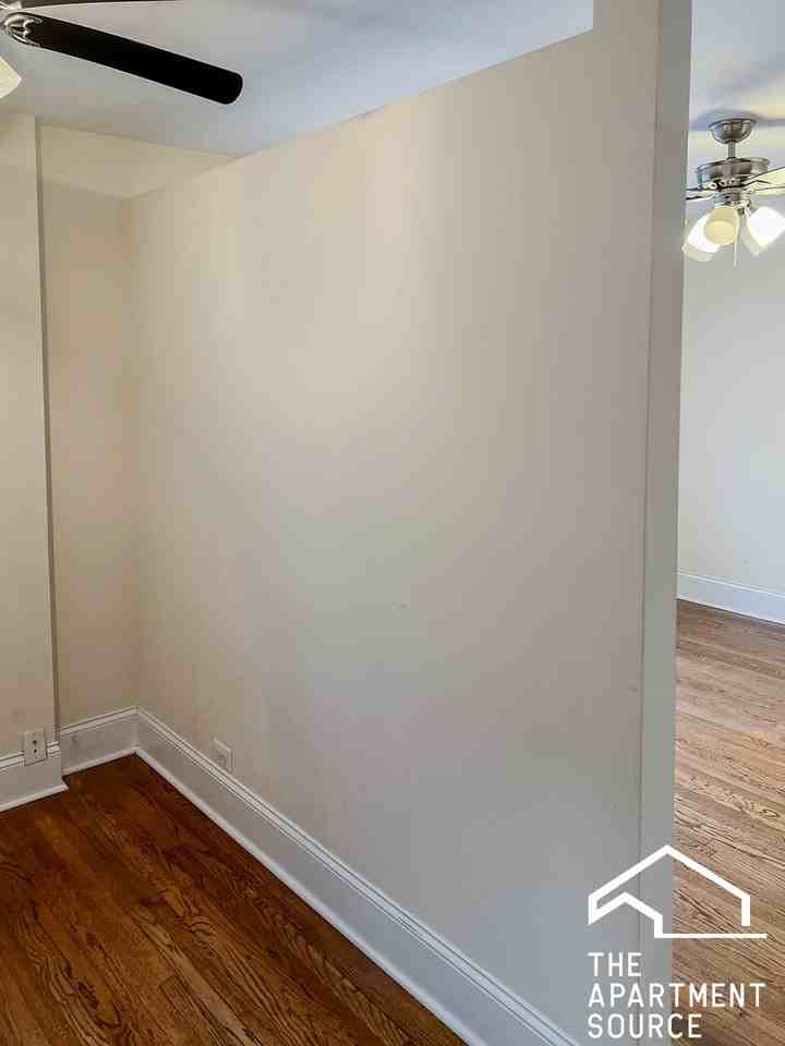 520 W Cornelia Ave #112 - Photo 6 of 14