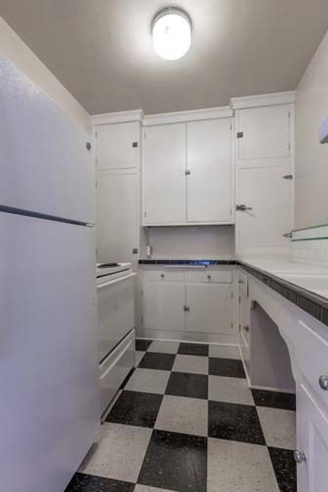 ZENABE COURT APARTMENTS (SCHP01) - Photo 5 of 16
