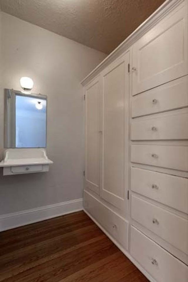 ZENABE COURT APARTMENTS (SCHP01) - Photo 7 of 16