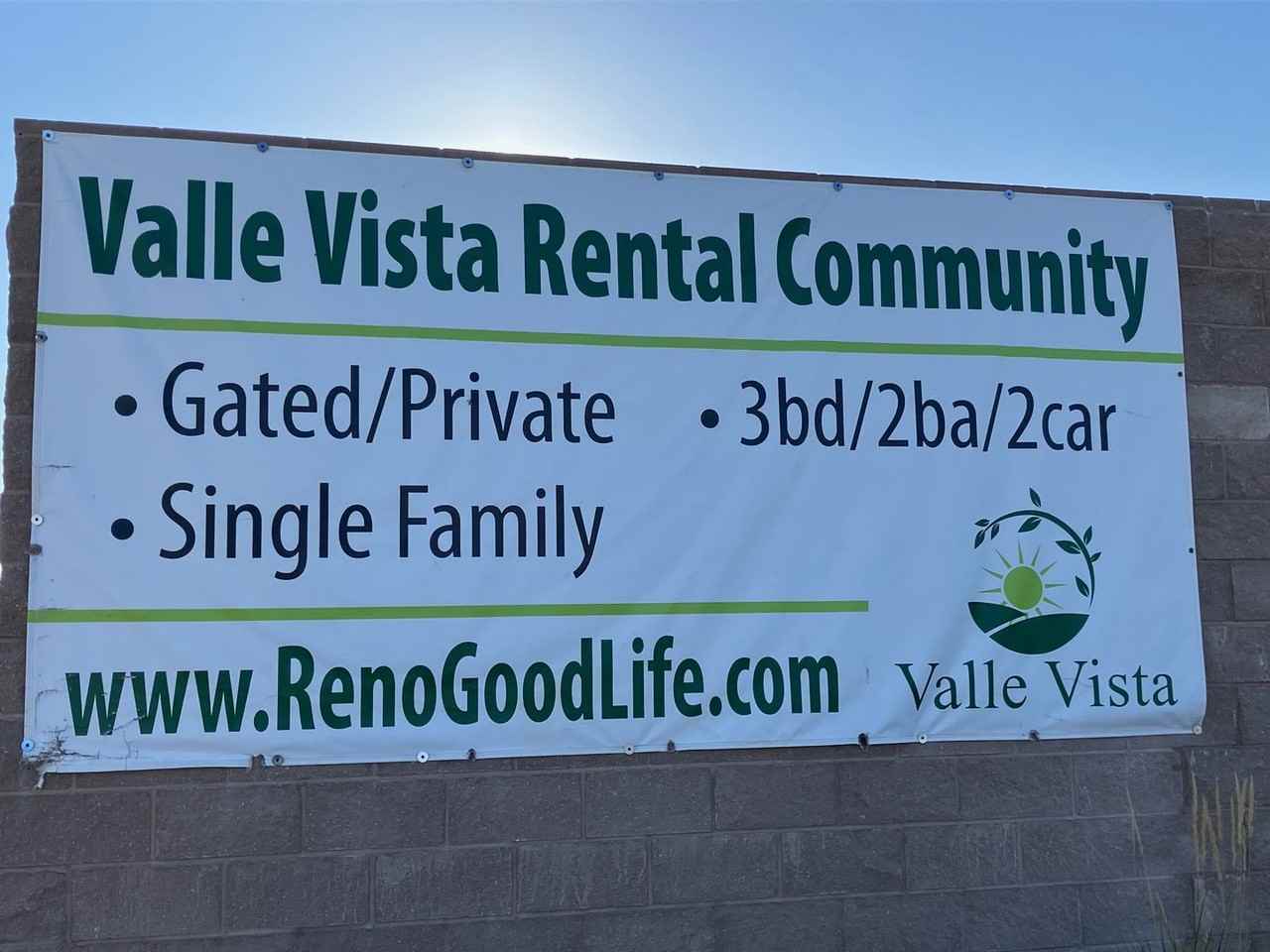 5363 Crest Cove Dr - Photo 5 of 14