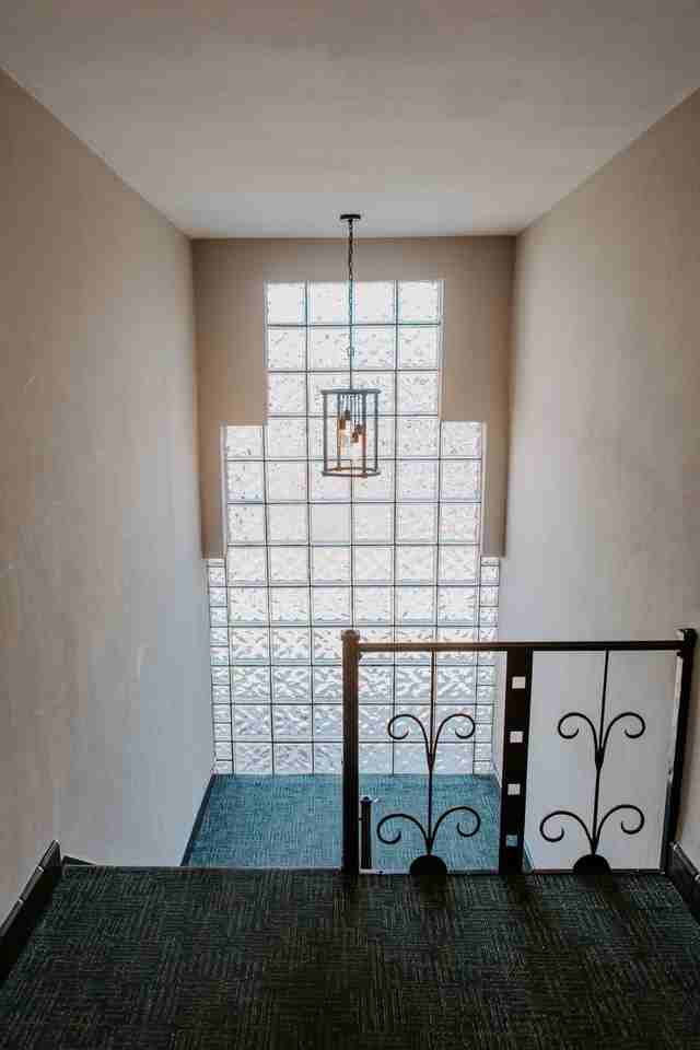 6401 Lindenwood Pl Apt 2e - Photo 4 of 21