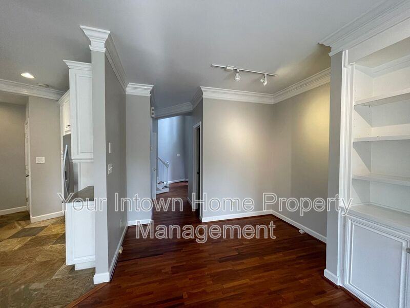 12 Honour Ave Nw #11 - Photo 6 of 32