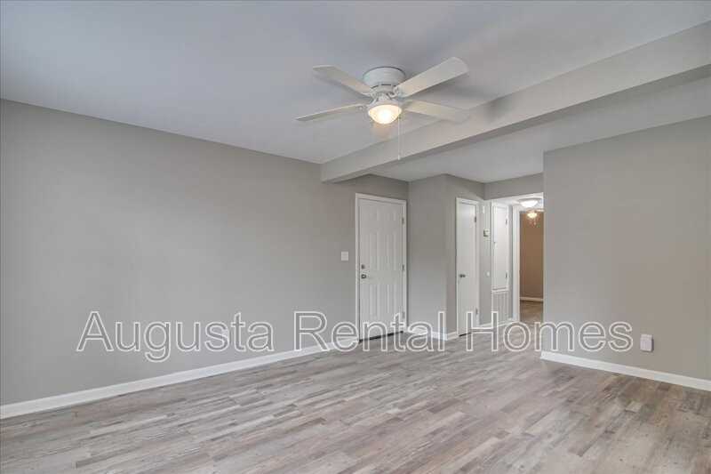 154 Conifer Dr - Photo 3 of 20