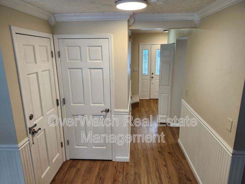 2000 Colony Loop - Photo 4 of 42