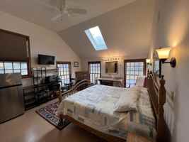 featured image of 651 River Rd #4