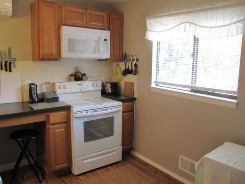 1972 Valley Rd - Photo 6 of 24