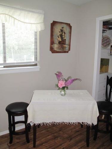 1972 Valley Rd - Photo 2 of 24