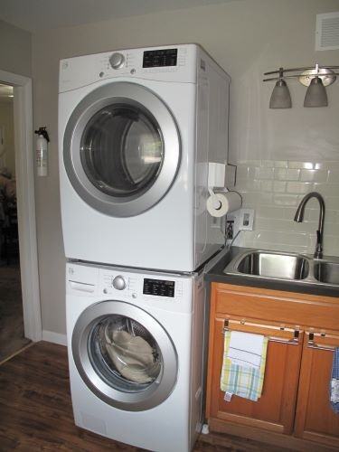 1972 Valley Rd - Photo 4 of 24