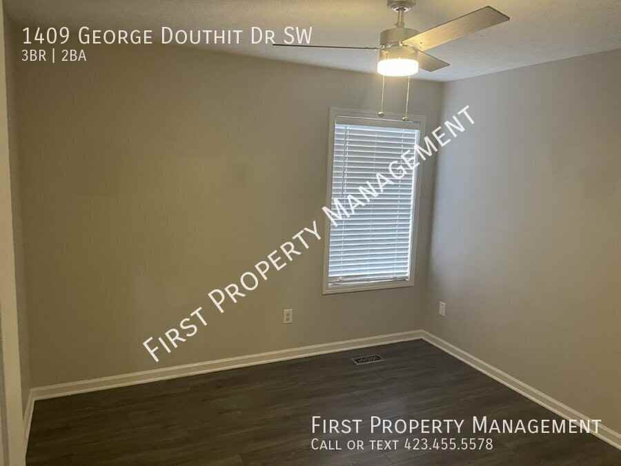 1409 George Douthit Dr Sw - Photo 2 of 19