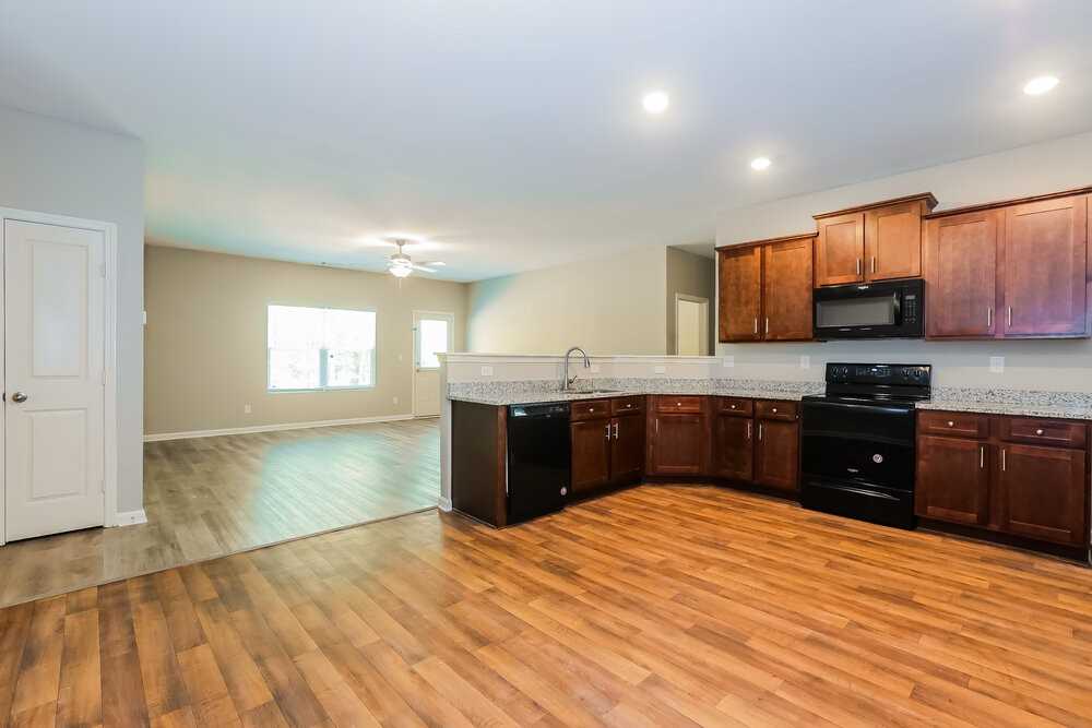 115 Tamalynn Trl - Photo 4 of 16