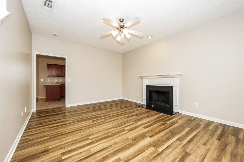 1116 Harmony Ln - Photo 5 of 17