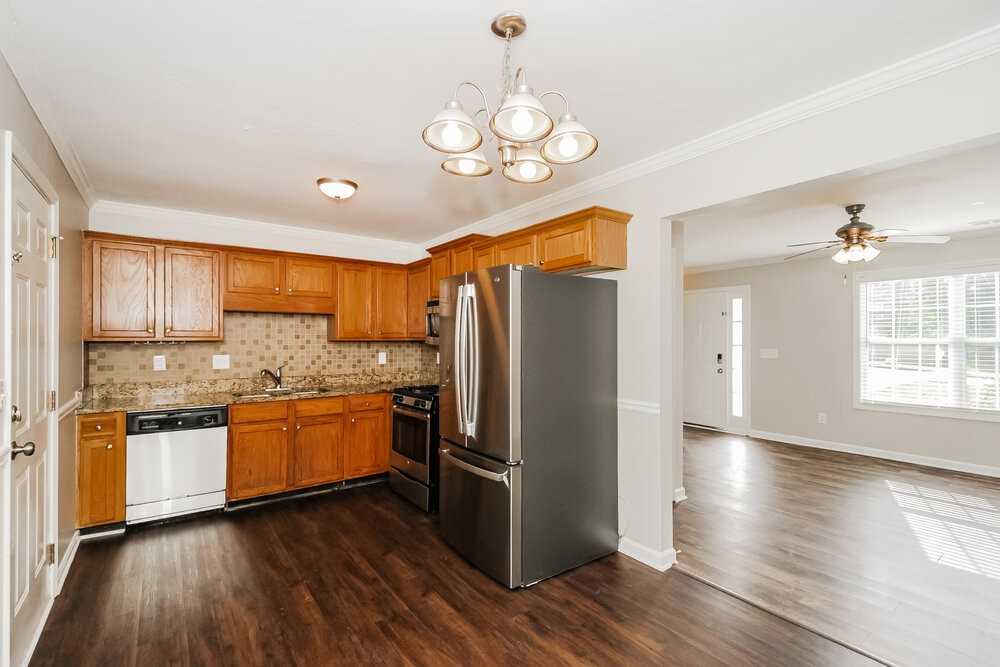 6314 New Gate Dr - Photo 7 of 18