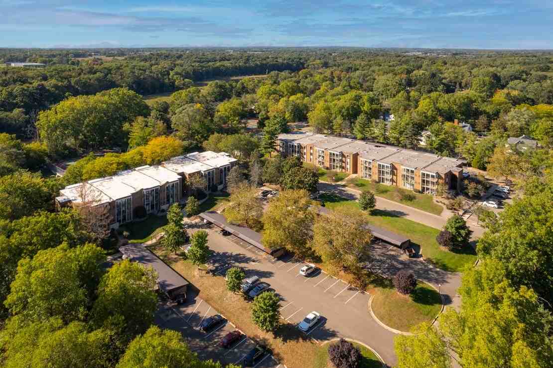 Willow Creek I - Photo 3 of 43