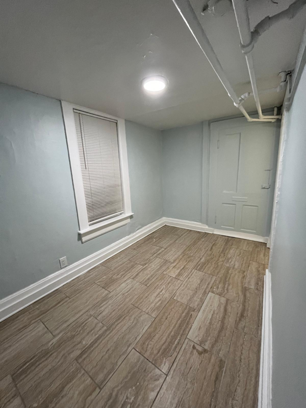 10034 S Avenue L - Photo 3 of 20