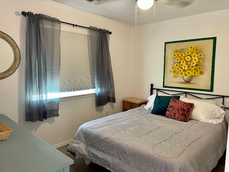 1394 E Stony Dr - Photo 3 of 18