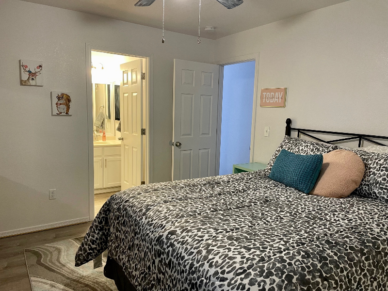 1394 E Stony Dr - Photo 4 of 18